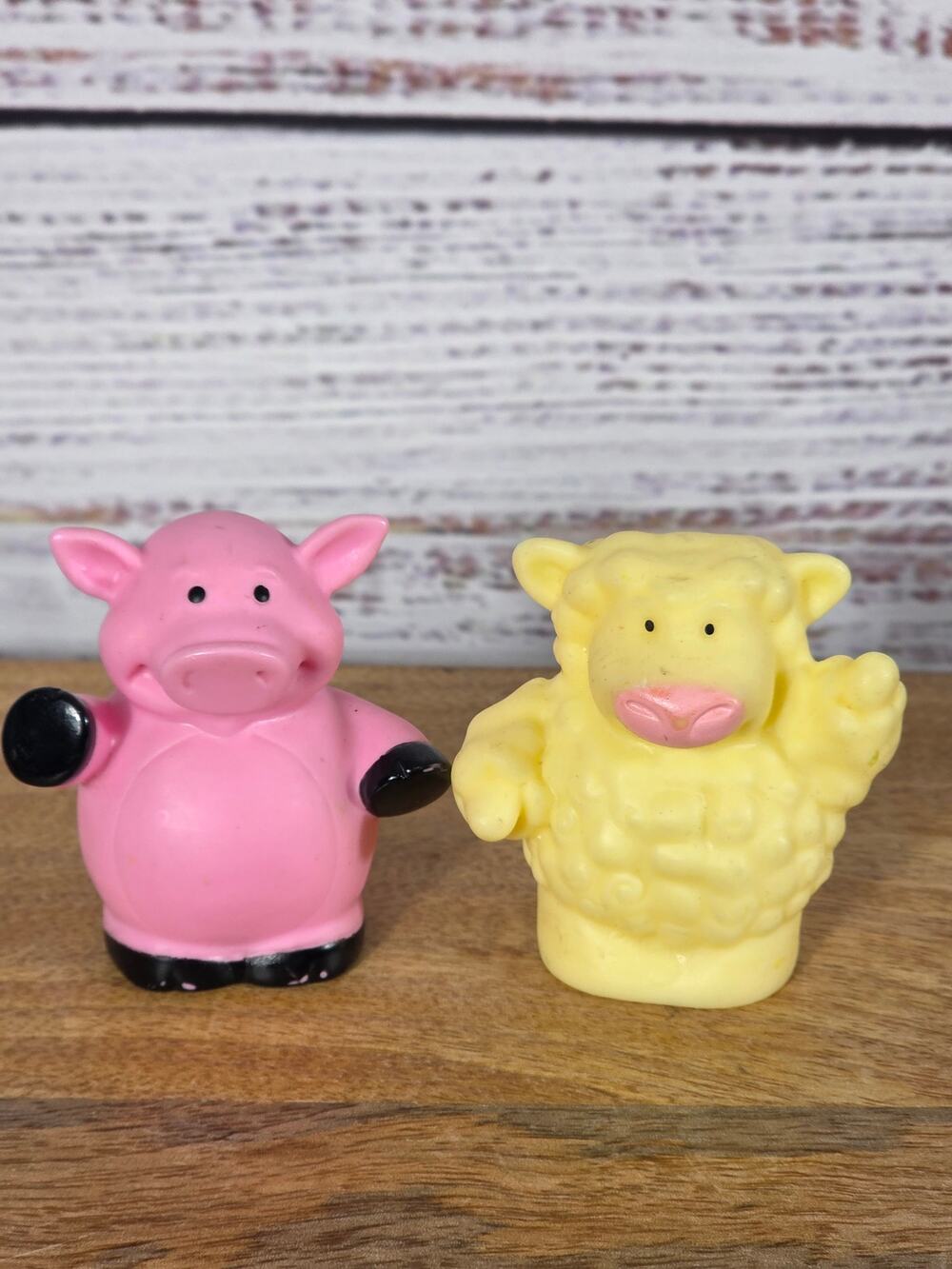 VTG Tomy Ertl John Deere Animal Replacement Figures Farm Pig and Sheep